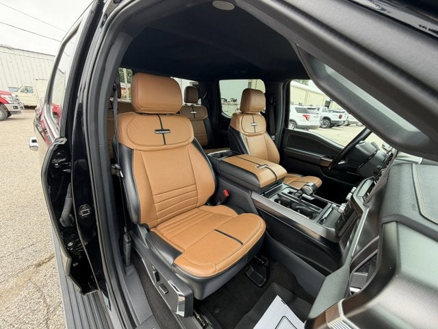 2022 Ford F-150 Base