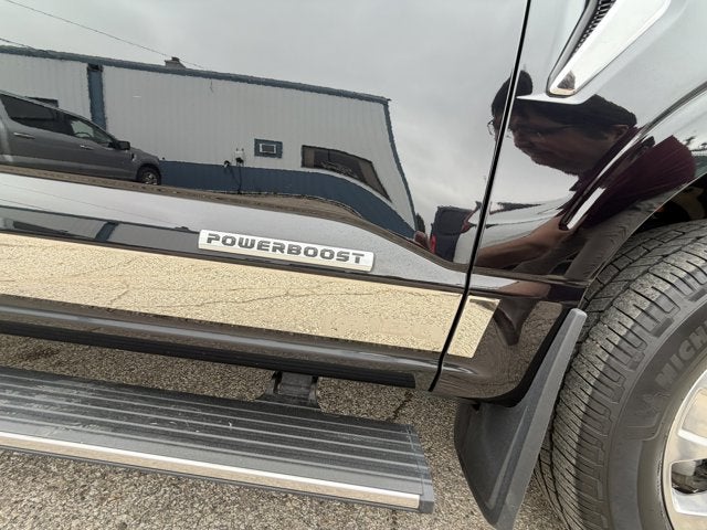 2022 Ford F-150 Base
